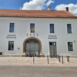 Hatvany Lajos Múzeum, Hatvan - Külső kép