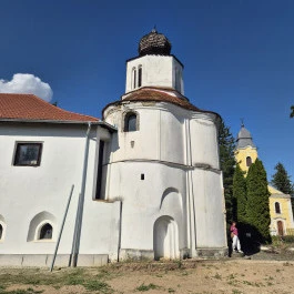 Havas Boldogasszony-kápolna Pápoc - Külső kép