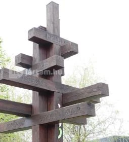 A Hazáért emlékmű