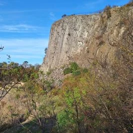 Hegyestű Geológiai Bemutatóhely, Monoszló - Külső kép