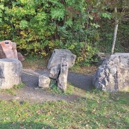 Hegyestű Geológiai Bemutatóhely, Monoszló - Egyéb