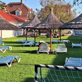 Heléna Hotel & SPA Levél - Medence/kert