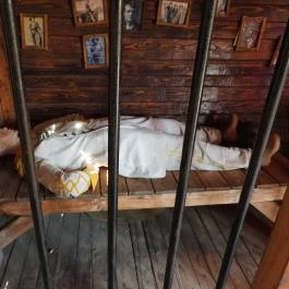 Henryx Western City Császár - Egyéb