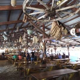 Henryx Western City Császár - Belső