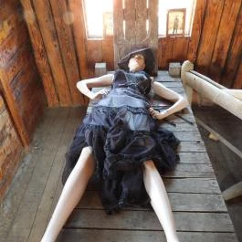 Henryx Western City Császár - Egyéb