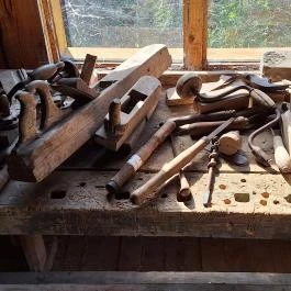 Henryx Western City Császár - Egyéb