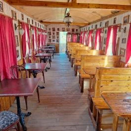 Henryx Western City Császár - Belső