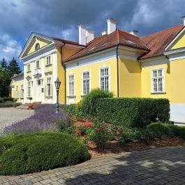 Hertelendy Kastély, Kutas - Külső kép