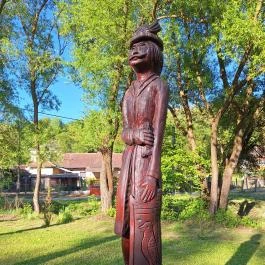 Hét vezér, Kovácsvágás - Külső kép