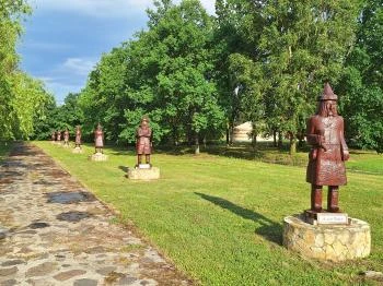 Hétvezér sétány Kétpó