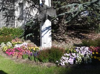 Hévíz várossá avatásának emlékoszlopa Hévíz