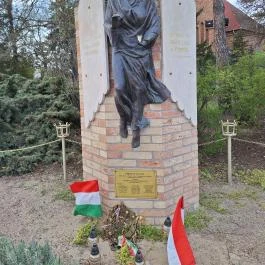 Hírhozó Angyal Ásotthalom - Külső kép