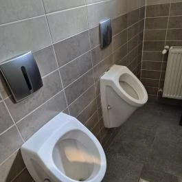 Hisztéria Cukrászda, Tápiószecső - Mosdó