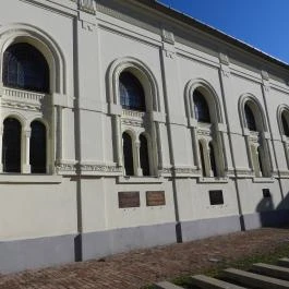 Hódmezővásárhelyi zsinagóga Hódmezővásárhely - Külső kép