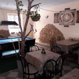 Holdfény Büfé Vonyarcvashegy - Belső