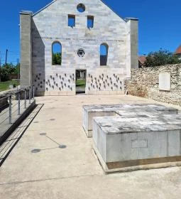 Holokauszt-emlékhely