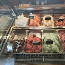 Hóman Cukrászda Lovasberény - Étel/ital