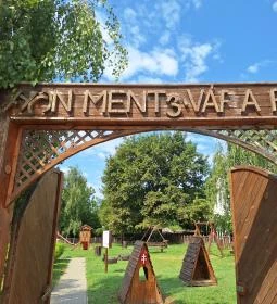 A hon mentsvára Játszótér