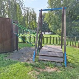 A hon mentsvára Játszótér Segesd - Külső kép