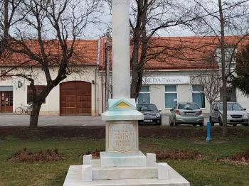 Honfoglalási emlékmű Zsámbék