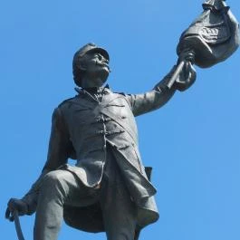 Honvéd emlékmű Tápióbicske - Egyéb