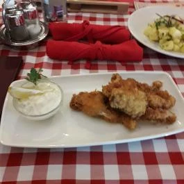 Horgásztanya Étterem Budapest - Étel/ital