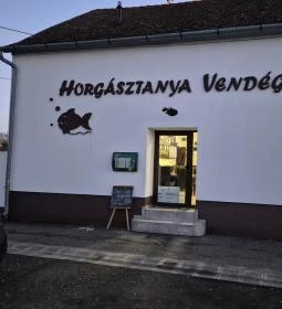 Horgásztanya Vendéglő 