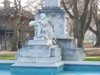 Hősi emlékmű Győr