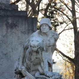 Hősi emlékmű Győr - Egyéb