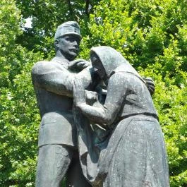 Hősi emlékmű, Pánd - Egyéb