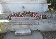 Hősi emlékmű Jászkisér