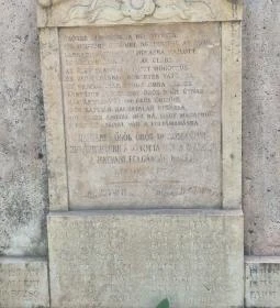 Hősi Emlékmű