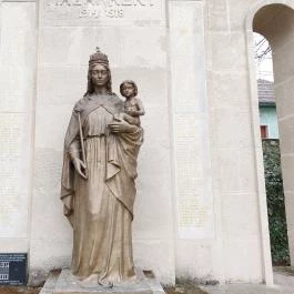 Hősök emlékműve, Etyek - Külső kép