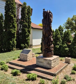 Hősök emlékműve