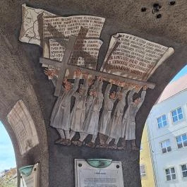 Hősök kapuja Szeged, Szeged - Belső