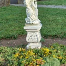 Hősök tere, Buják - Egyéb