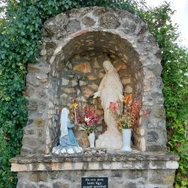 Hősök tere, Buják - Egyéb