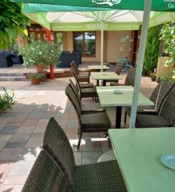 Hotel Írisz étterme