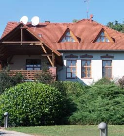 Hotel Kardosfa Ökoturisztikai és Konferenciaközpont