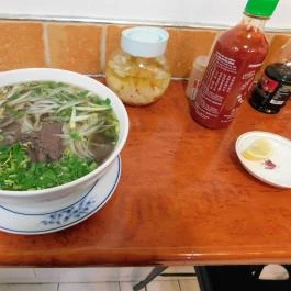 Hue Xua Bistro - Pho Vietnami Büfé Budapest - Étel/ital