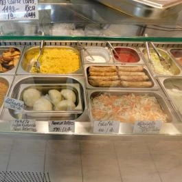 Hue Xua Bistro - Pho Vietnami Büfé Budapest - Étel/ital