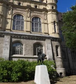 Hunyadi János-szobor