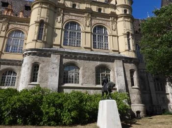 Hunyadi János-szobor Budapest