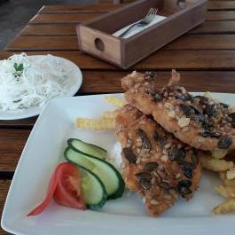 Huszár Vendéglő Örvényes - Étel/ital