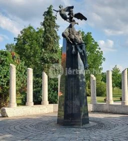 I. és II. világháború áldozatainak emlékműve