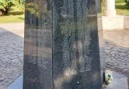 I. és II. világháború áldozatainak emlékműve Mezőkövesd