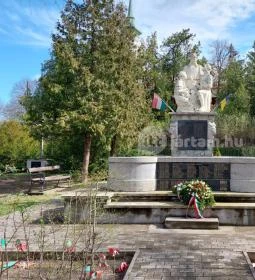 I. és II. világháborús emlékmű