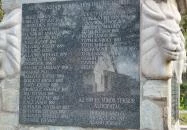 I. és II. világháborús emlékmű Akasztó