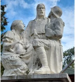 I. és II. világháborús emlékmű