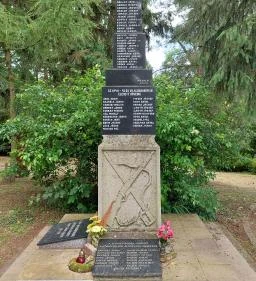 I. és II. világháborús emlékmű